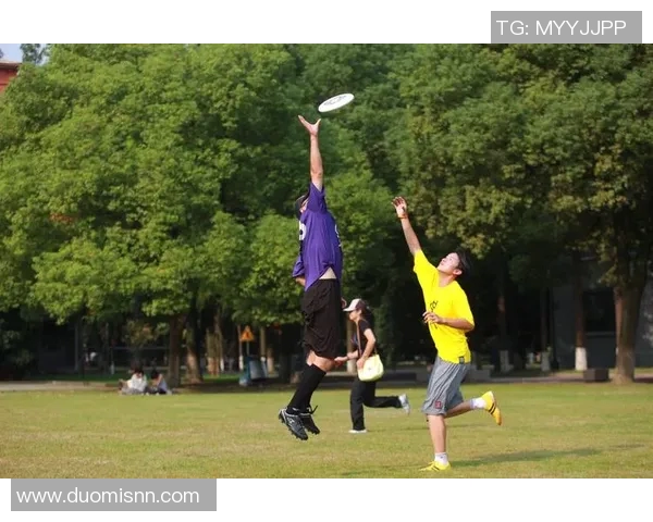 上海飞盘队在世界街舞大赛中的华丽转型与精彩表现揭秘