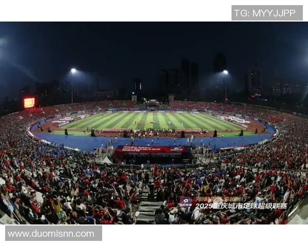 重庆足球队配合变革引发热议球迷期待新战术带来更精彩表现